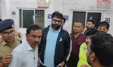 घायलों से मिल उनका हाल जानने एस पी कलेक्टर संग विधायक पहुंची बगीचा अस्पताल,दिया हर संभव मदद  का आश्वासन