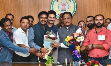 मुख्यमंत्री से छत्तीसगढ़ कर्मचारी अधिकारी फेडरेशन के प्रतिनिधिमंडल ने की मुलाकात