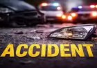 Road Accident: तेज रफ्तार वाहन की टक्कर से एक की मौत, बच्ची समेत दो की हालत गंभीर
