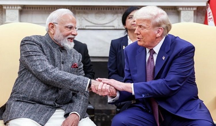 मध्य पूर्व में बढ़े तनाव के बीच डोनाल्ड ट्रंप का पीएम मोदी को फोन, होर्मूज स्ट्रेच पर हुई बात