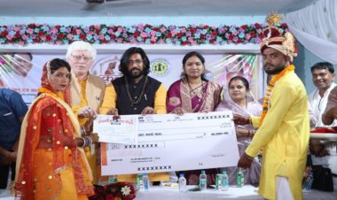 मुख्यमंत्री कन्या विवाह योजना: रायपुर जिले में 62 जोड़ों ने लिए सात फेरे, तीन जगहों पर हुआ सामूहिक विवाह