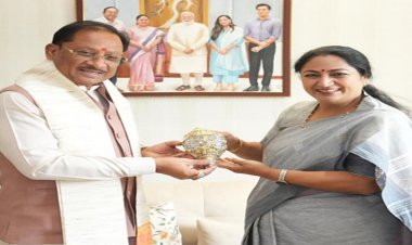 नई दिल्ली में मुख्यमंत्री साय ने दिल्ली की मुख्यमंत्री रेखा गुप्ता से की सौजन्य भेंट