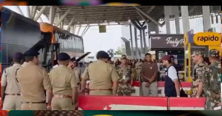 रायपुर पहुंची मुंबई इंडियंस की टीम, हार्दिक-रोहित को देखने विमानतल पर उमड़े फैंस