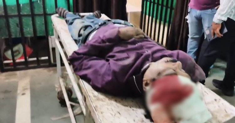 CG – मौत का तांडव : नशे में धुत कार चालक ने बाइक और स्कूटी को रौंदा, 2 की मौके पर मौत, एक की हालत गंभीर