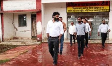 कलेक्टर व्यास ने नए शैक्षणिक सत्र में शिक्षा व्यवस्था की कसावट के लिए छात्रावास का किया निरीक्षण