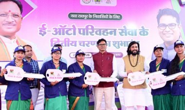 पिंक ऑटो योजना का विस्तार: 52 और महिलाओं को मिली आत्मनिर्भरता की नई राह