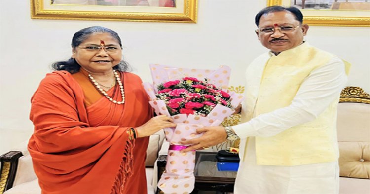 मुख्यमंत्री साय से राष्ट्रीय पिछड़ा वर्ग आयोग की अध्यक्ष साध्वी निरंजन ज्योति ने की सौजन्य भेंट