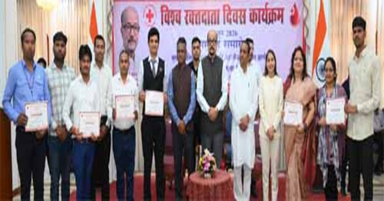 रक्तदान सबसे बड़ा दान, इससे बड़ी कोई सेवा नहीं - राज्यपाल डेका