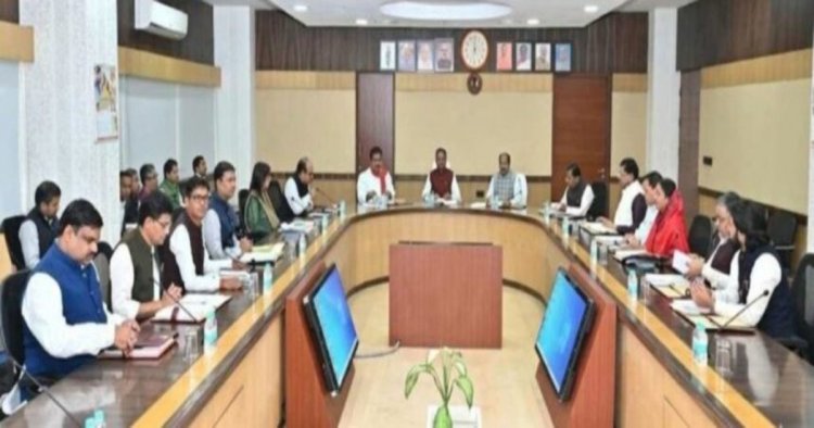 CM साय के निवास पर हाई लेवल बैठक से बढ़ी सियासी हलचल, मंत्रिमंडल फेरबदल और संगठनात्मक बदलावों की अटकलें तेज