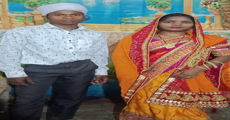 मुख्यमंत्री विष्णुदेव साय की पहल से सेवा सेतु बना ग्रामीणों का भरोसेमंद साथी, रायगढ़ विकासखंड के ग्राम सांगीतराई के दुर्गा सिदार को घर बैठे मिला विवाह प्रमाण पत्र