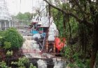 CG : झमाझम बारिश से जतमई का वाटरफॉल हुआ गुलजार, सैलानियों की लग रही भीड़