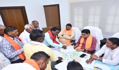 मंत्री टंक राम वर्मा ने सुनीं कार्यकर्ताओं-आमजनों की समस्याएं