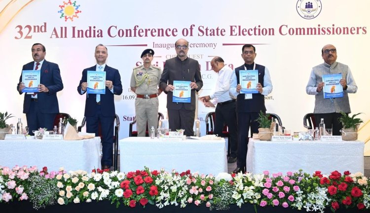 नवा रायपुर में 32वें अखिल भारतीय राज्य निर्वाचन आयुक्त सम्मेलन का भव्य शुभारंभ राज्यपाल श्री रमेन डेका ने किया ‘Chhattisgarh Local Body Election Year Book–2026’ का विमोचन