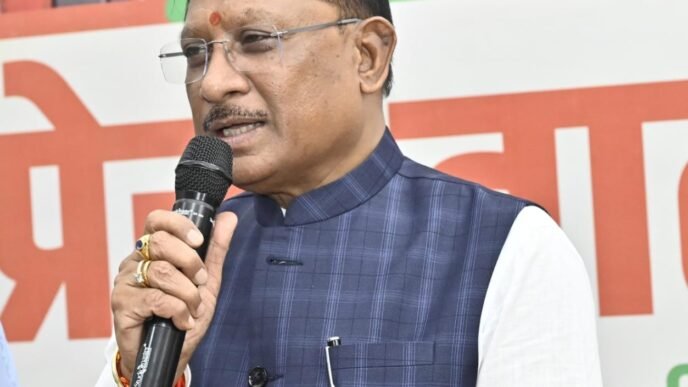 छत्तीसगढ़ में रेल क्रांति : 47 हजार करोड़ रूपए की रेल विकास परियोजनाएं प्रगति पर रेल सुविधाओं के साथ ही पर्यटन, व्यापार, उद्योग और रोजगार की बढेंगी संभावनाएं