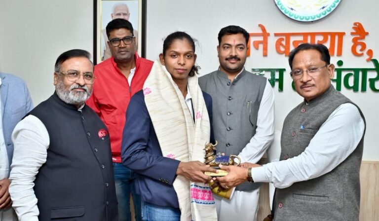 सीएम साय ने महिला कबड्डी विश्व कप की स्टार