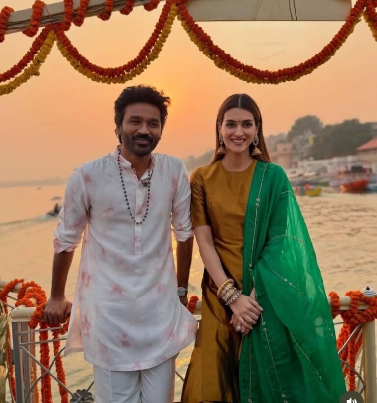 बाबा की नगरी में फिल्म स्टार्स का आगमन