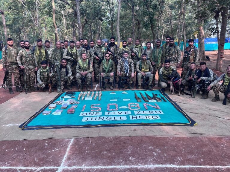 नक्सलियों ने यहां छुपा रखा था भारी हथियार