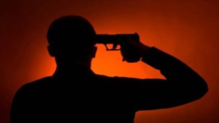 CRPF के जवान ने सर्विस राइफल से खुद को मारी गोली