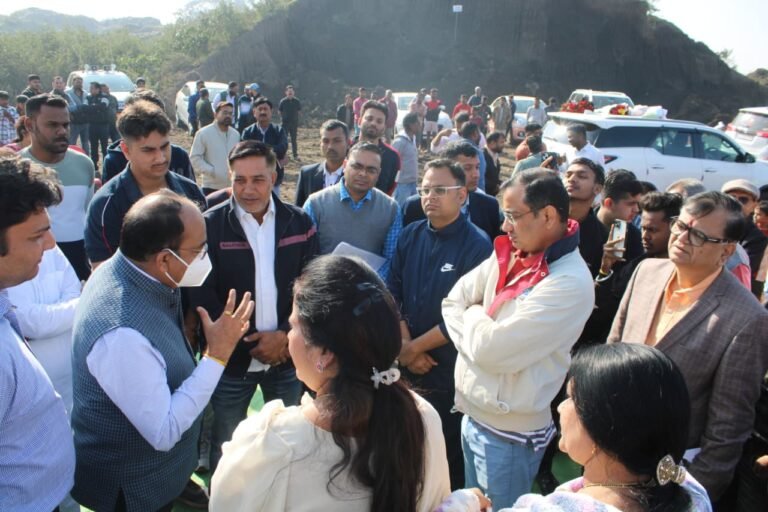 उप मुख्यमंत्री ने सरोना डंप-साइट का किया निरीक्षण