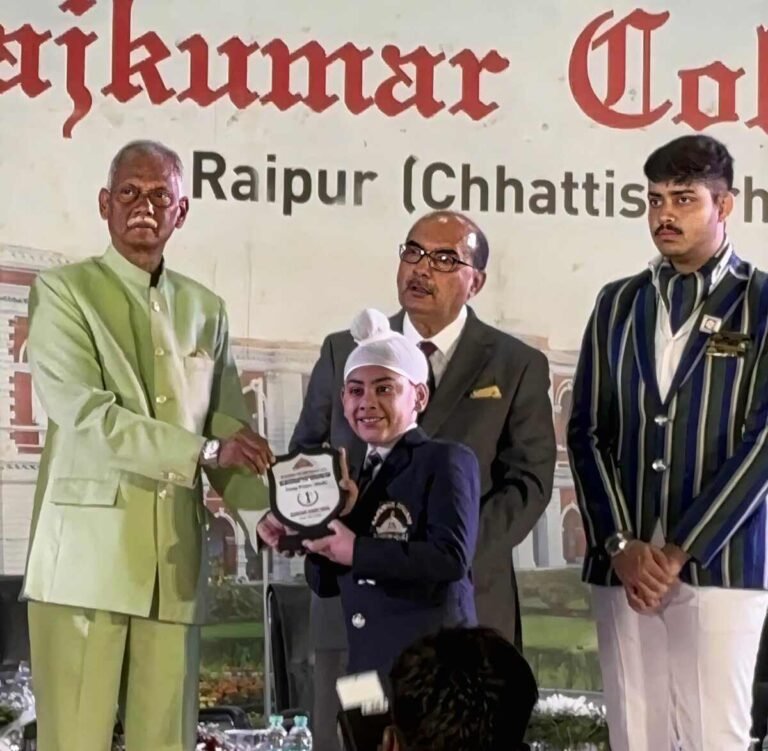 हिंदी निबंध लेखन में गुरबीर सिंह होरा सम्मानित