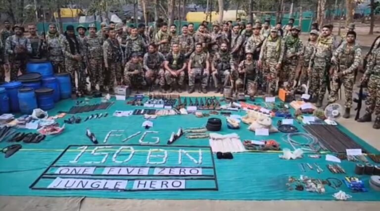 CG News : सुकमा में नक्सलियों की ऑर्डिनेंस फैक्ट्री ध्वस्त, भारी हथियार और विस्फोटक सामग्री बरामद