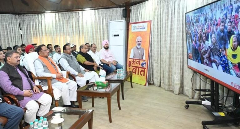 मुख्यमंत्री विष्णु देव साय ने जनप्रतिनिधियों