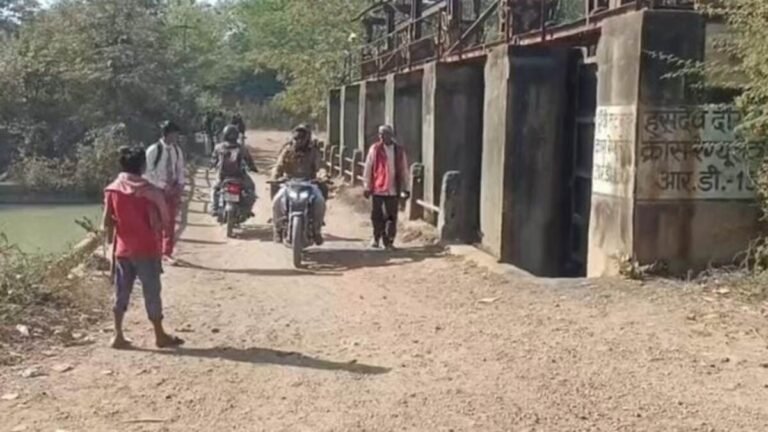 मटकी में मिला मासूम का शव, मचा हड़कंप