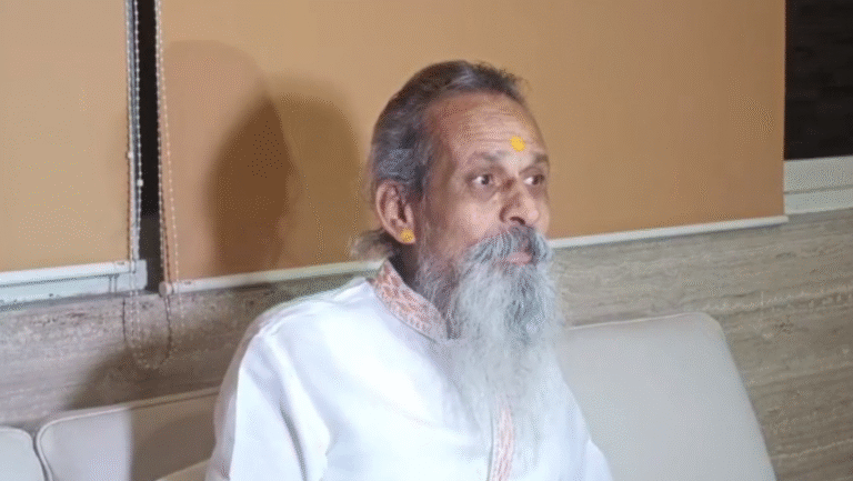 सेक्स पर विवादित बयान के बाद गुरु परम