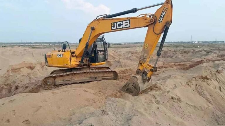 महानदी में अवैध रेत उत्खनन से ग्रामीण परेशान