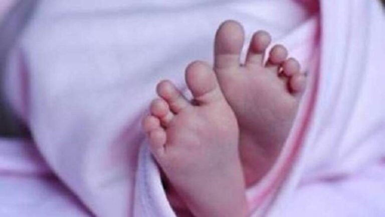 हॉस्पिटल के टॉयलेट में मिला नवजात शिशु का शव