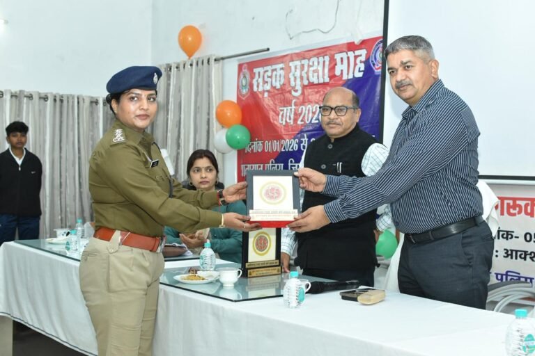 गरियाबंद में पुलिस का जागरूकता