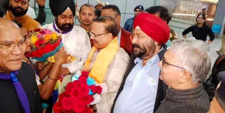 रायपुर पहुंचे AITA अध्यक्ष अनिल जैन, छग