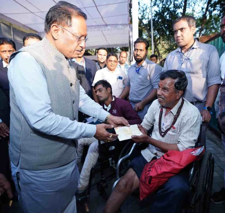 बेटी की शादी के लिए दिव्यांग प्रवीण गिरी