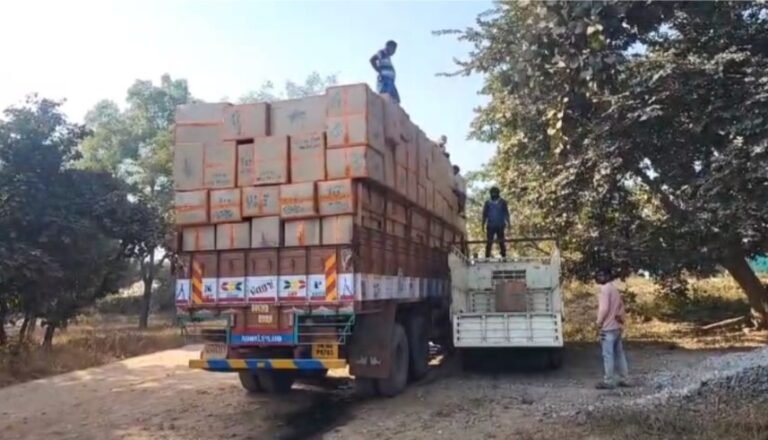 बिलासपुर में विस्फोटक से भरा ट्रक पकड़ाया