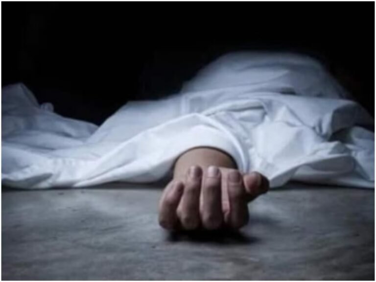 इमारत की आठवीं मंजिल से गिरने से युवक की मौत