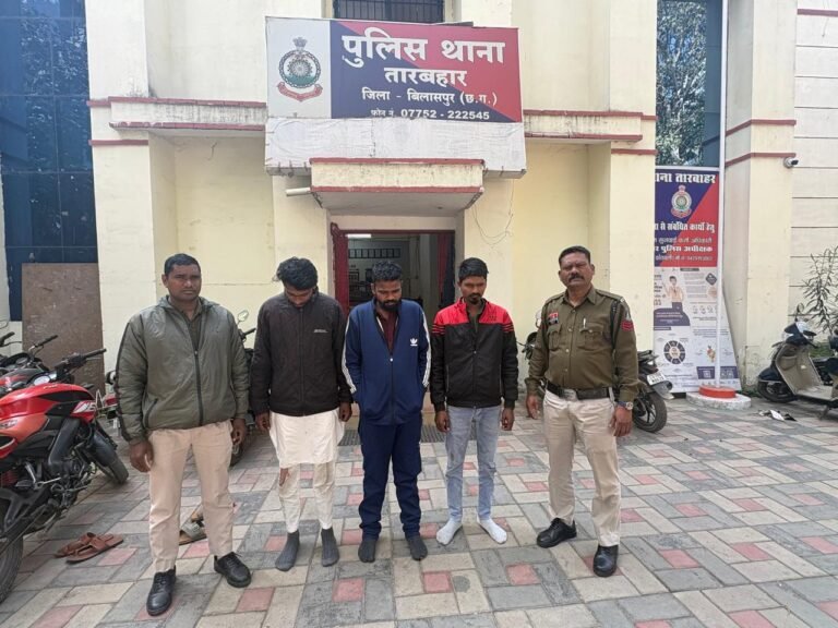 ऑटो अंदर ले जाने से रोका तो भड़के बदमाश