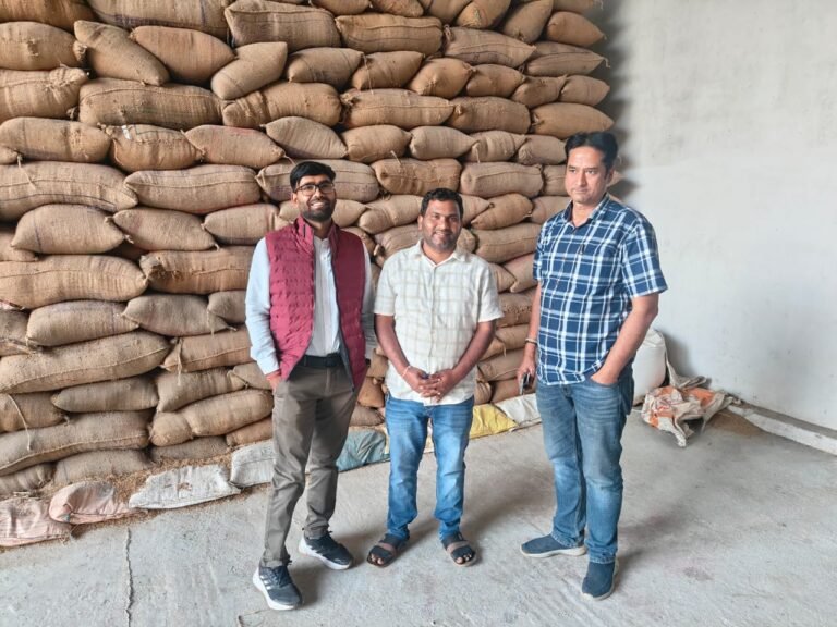 रिकॉर्ड में गड़बड़ी पर राइस मिल में छापा, 56 हजार