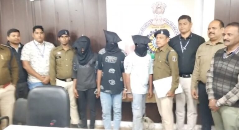 पेट्रोल पंप लूट का खेल खत्म, तीन शातिर गिरफ्तार