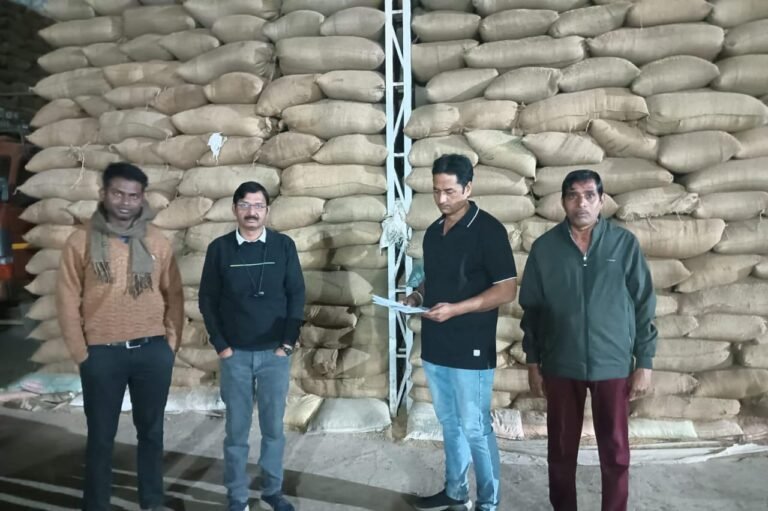 धान, चावल और ट्रक जब्त—