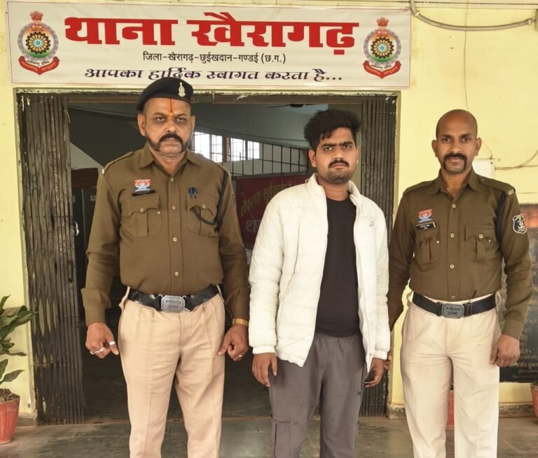 बैंक खातों में करोड़ों का संदिग्ध लेन-देन