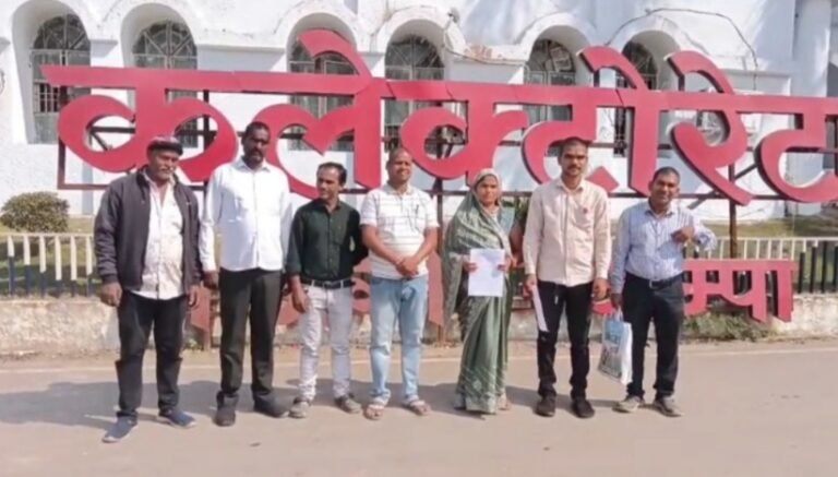 CG News : विकास कार्यों के नाम पर सरपंच-सचिव ने की लाखों की