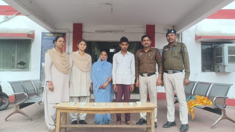 सूने मकान का ताला तोड़कर चोरी, दो आरोपी गिरफ्तार
