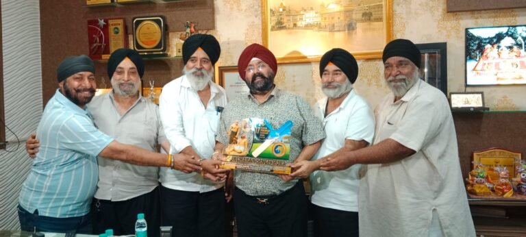 ग्रैंड ग्रुप के चेयरमैन गुरुचरण सिंह