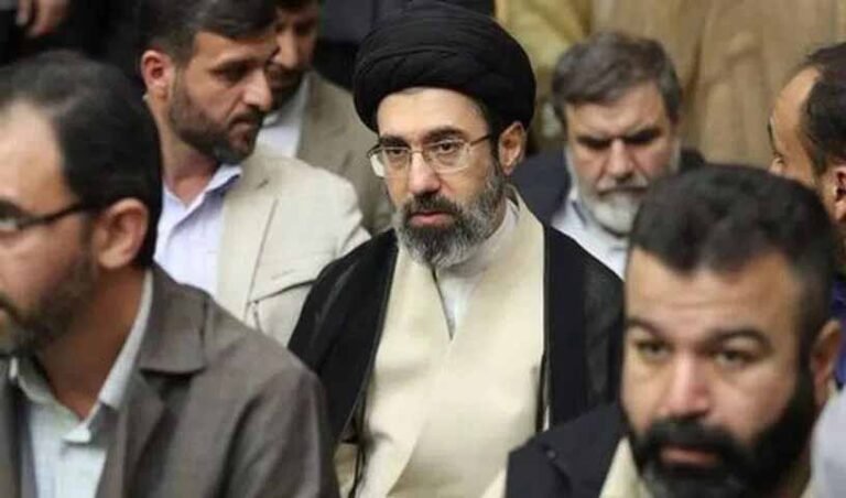 Iran के सामने लीडरशिप का सवाल, खामेनेई के बेटे को दावेदार माना जा रहा है | Iran faces leadership issues, with Khamenei’s son considered a contender.