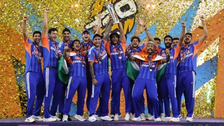 ऐतिहासिक जीत के बाद टीम इंडिया पर