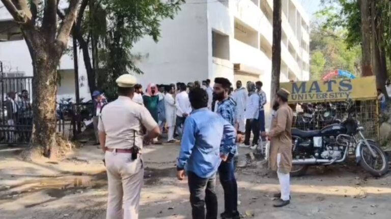 धर्मगुरु पर आपत्तिजनक टिप्पणी का मामला गरमाया