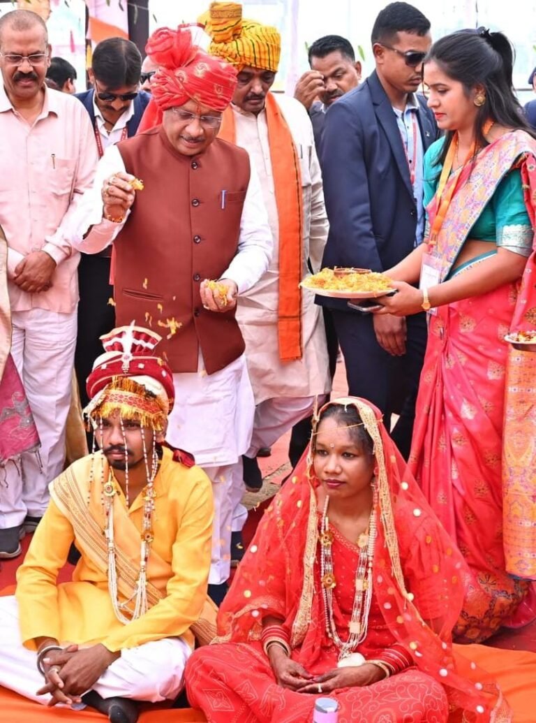 गोल्डन बुक ऑफ वर्ल्ड रिकॉर्ड में दर्ज हुआ
