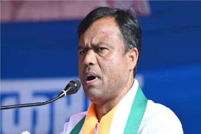 ‘धर्मांतरण कानून दिखावा’, बैज के तीखे आरोपों से